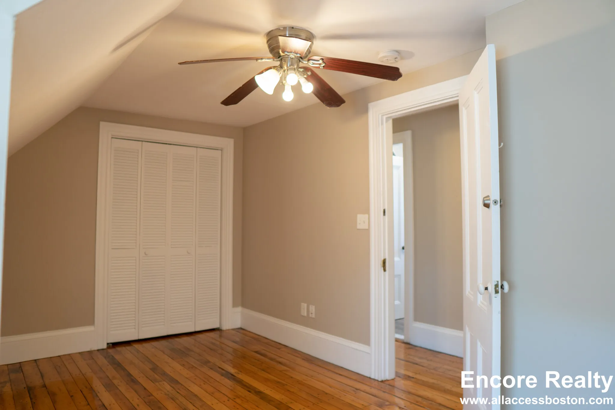 1 Parker Hill Ter, Mission Hill