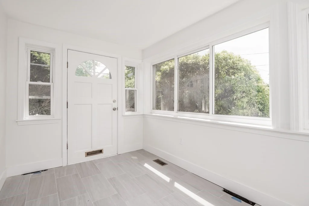 92 Clinton Pl, Newton