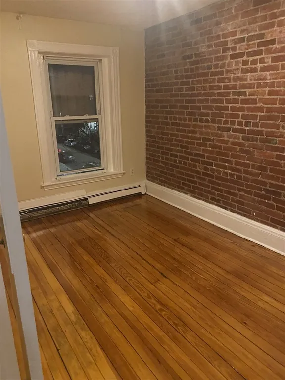 72 Florida, Dorchester