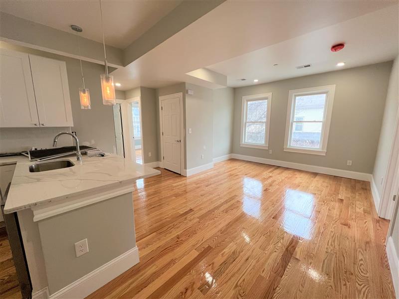 75 Pearl St, East Somerville