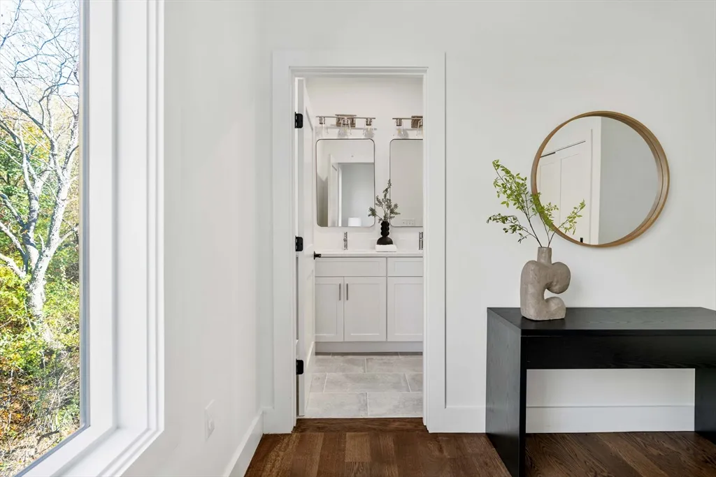 133 Boardman St, East Boston