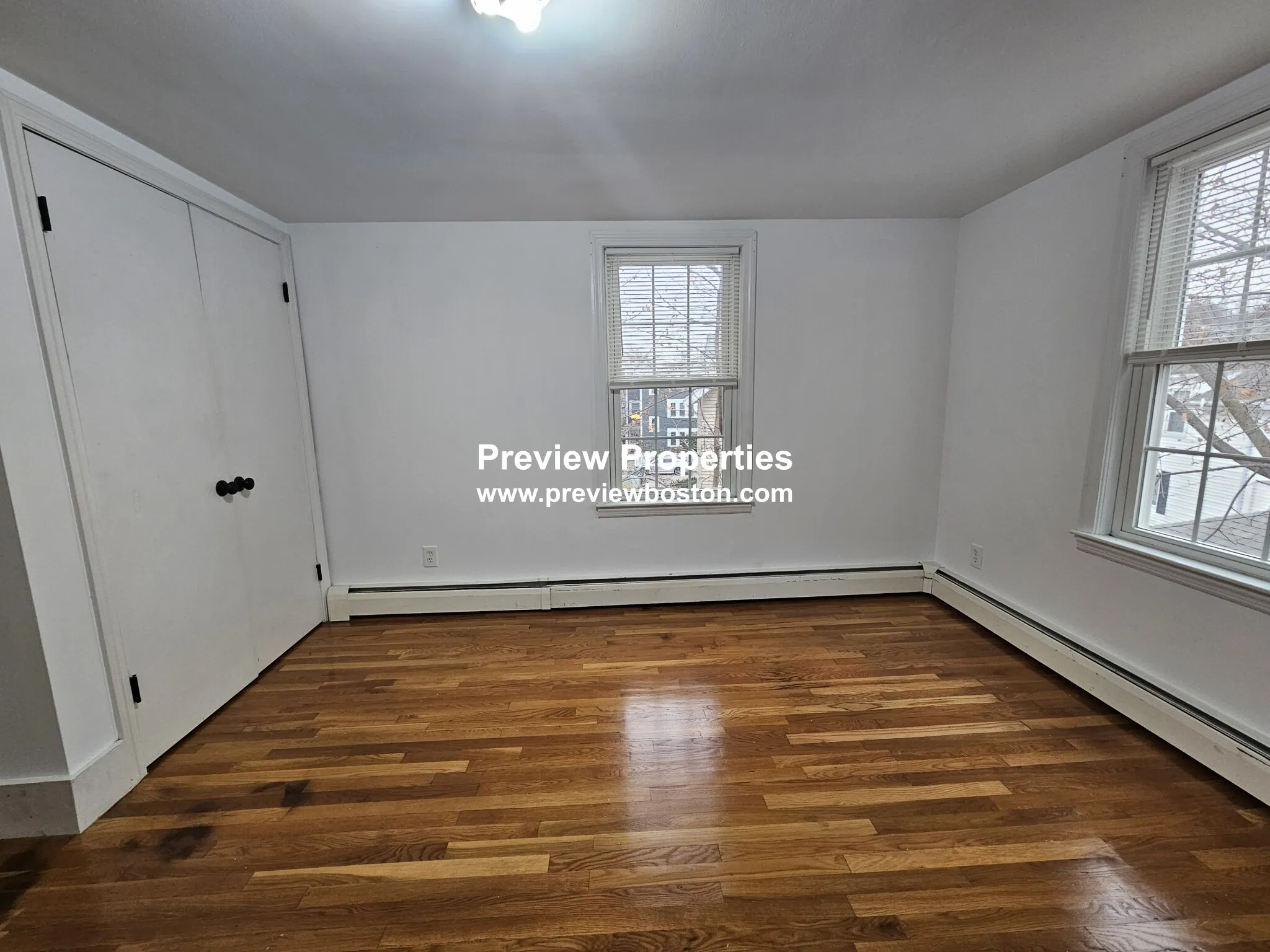 300 Faneuil St, Oak Square