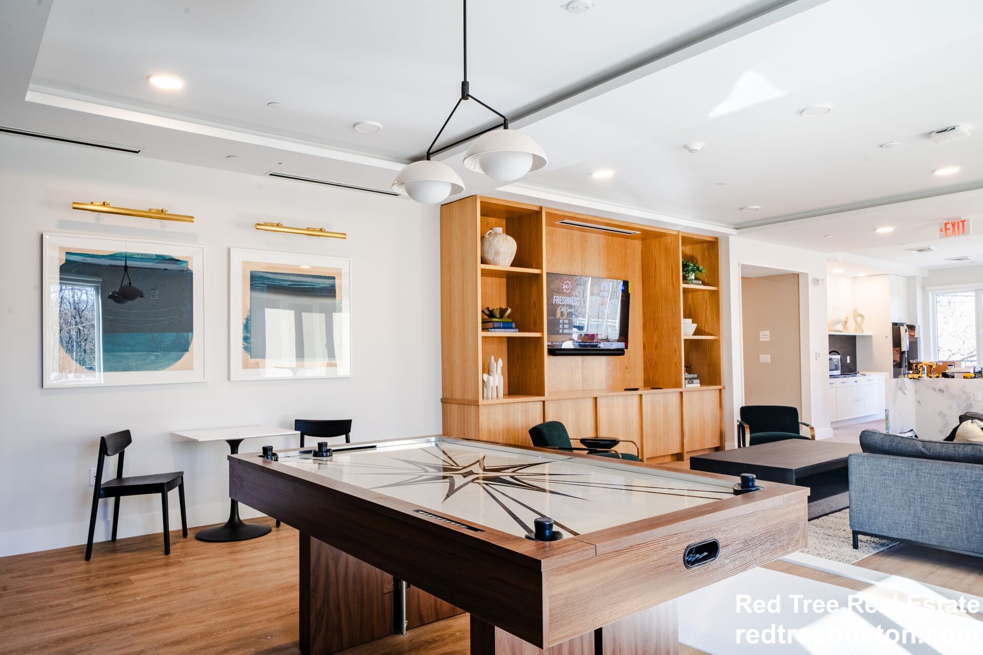 289 Walk Hill St, Roslindale