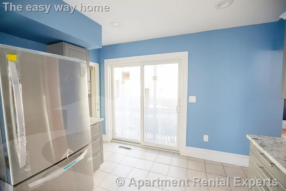 31-33 High St, Malden Center