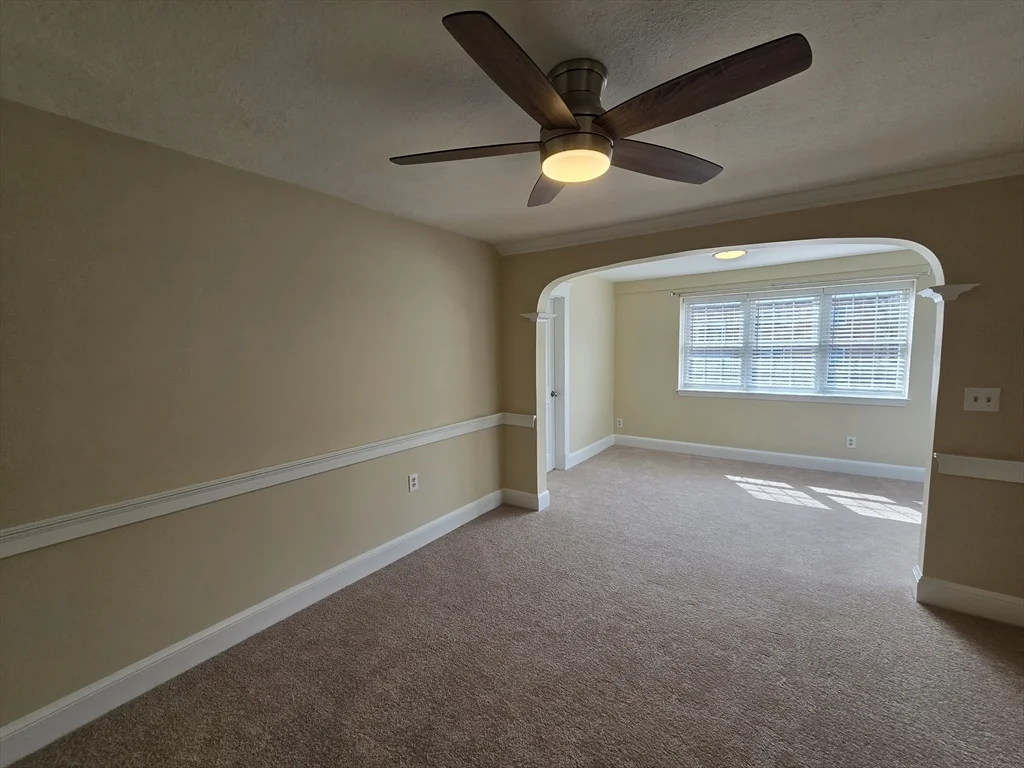 288 Pleasant St, Stoughton