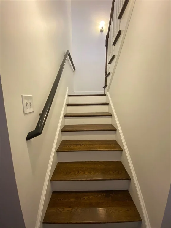 373 Crescent Ave, Chelsea