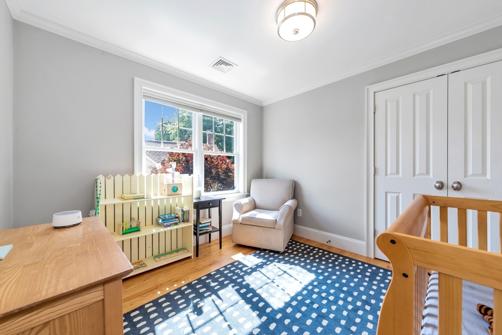 68 Woburn St, Lexington