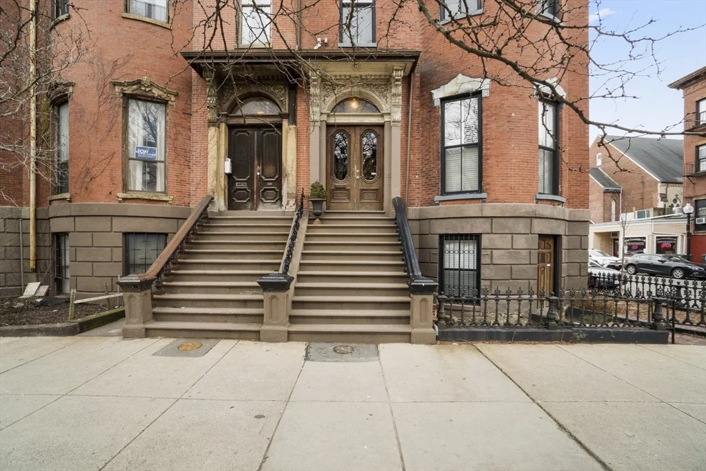 662 Tremont St, South End