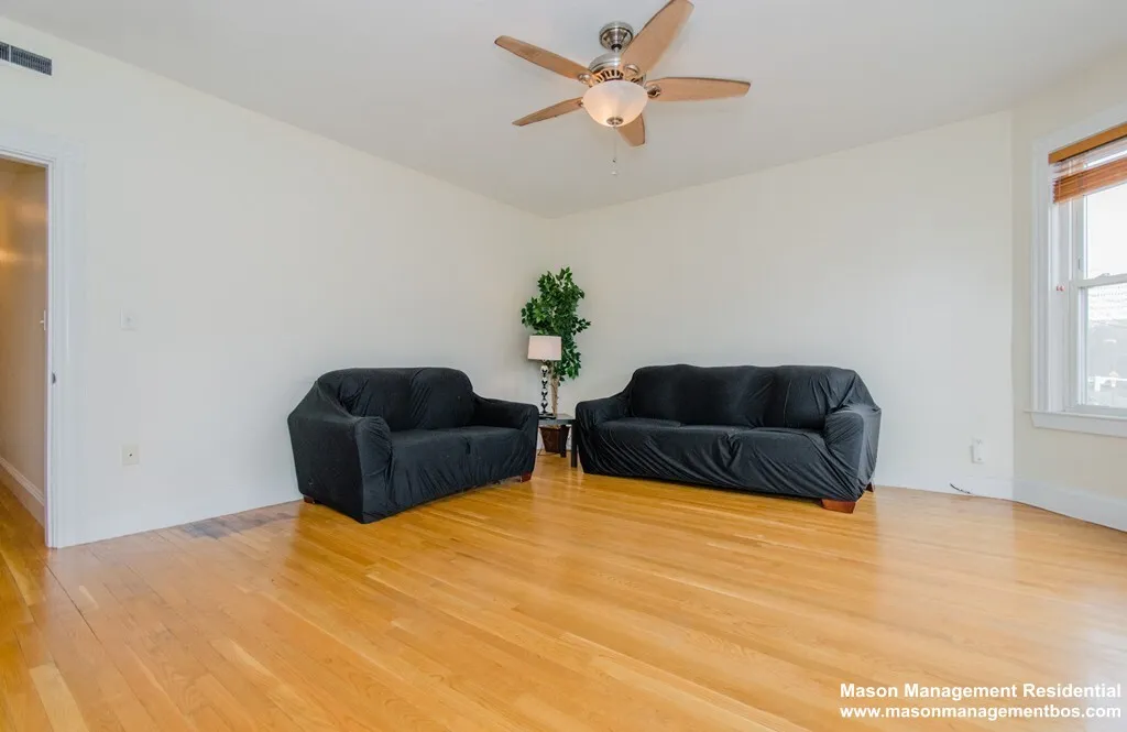 126 Minden St, Jamaica Plain