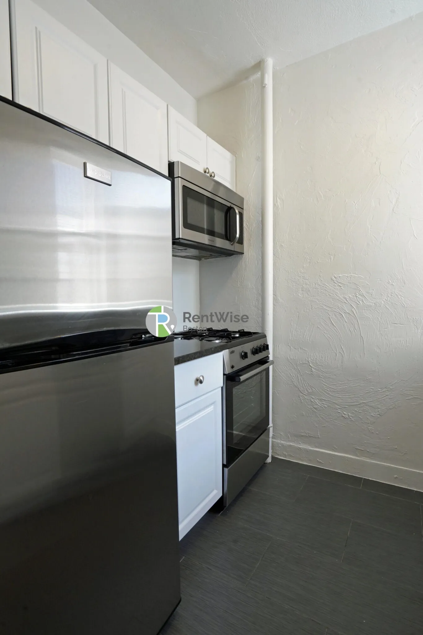 78 Brainerd Rd, Allston