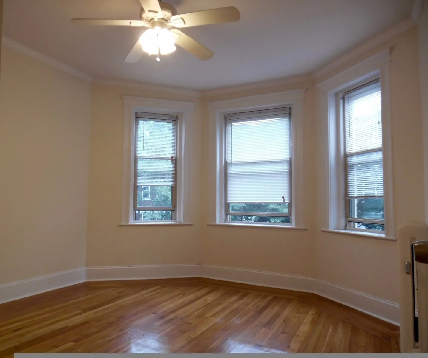 29 Queensberry St, Fenway