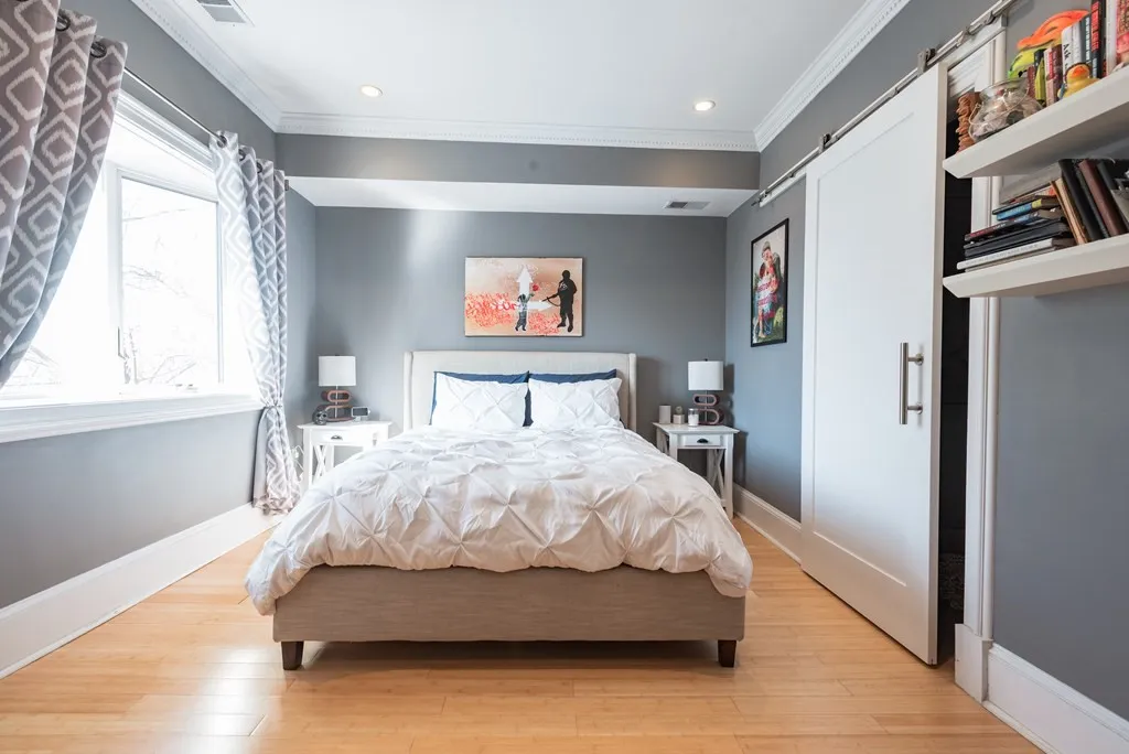 26 Beach St, Boston