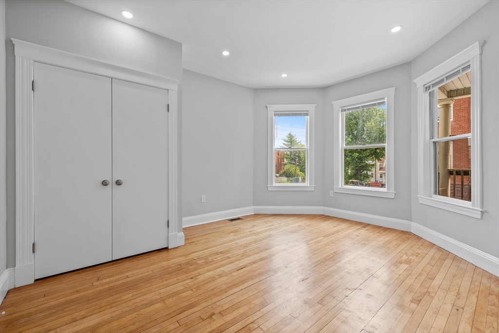 29 Magnolia St, Dorchester