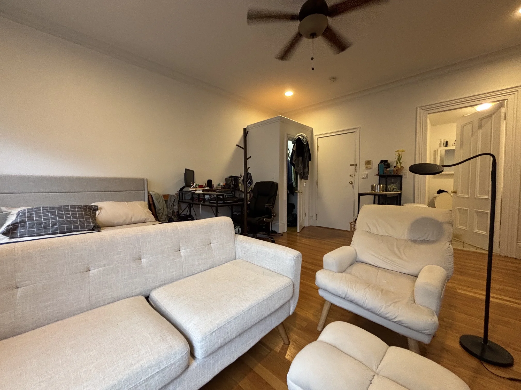 98 Charles St, Beacon Hill
