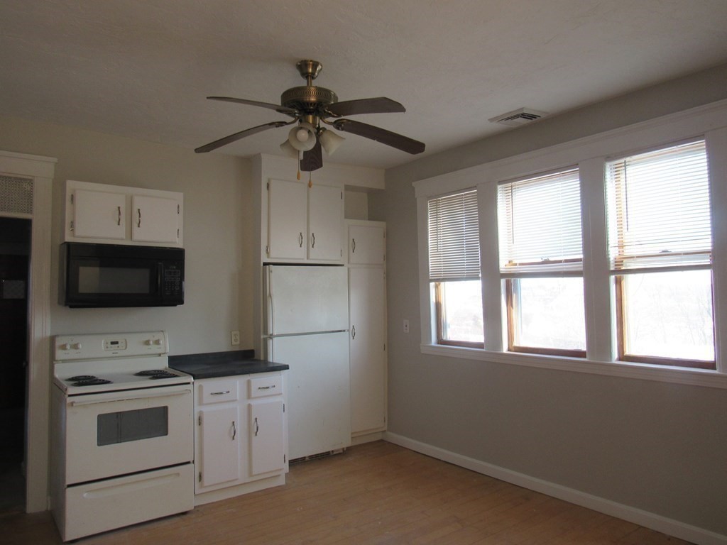 98 Brookline St, Webster Square