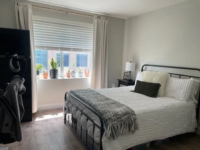 10 Museum Way, East Cambridge