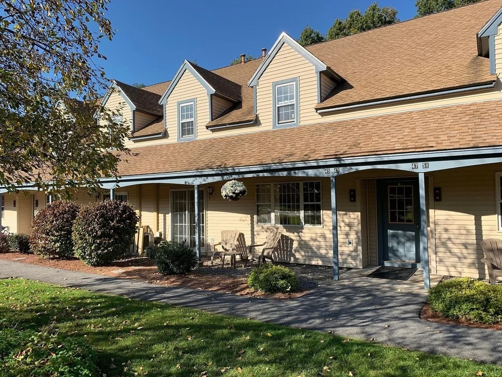 45 Kennedy Dr, North Chelmsford