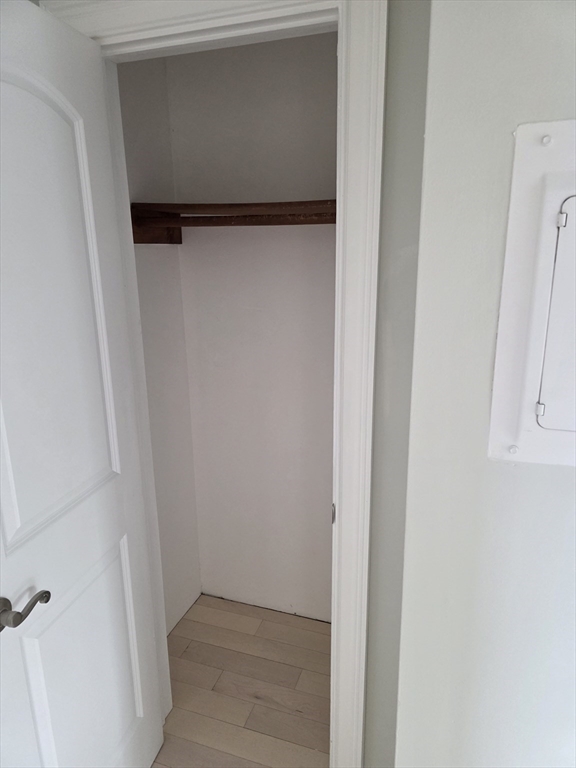 17 Robert St, Fitchburg