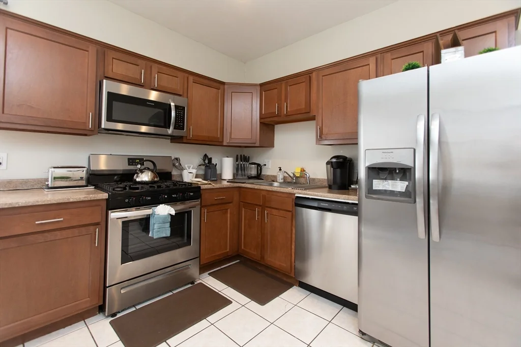 67 Dakota St, Dorchester