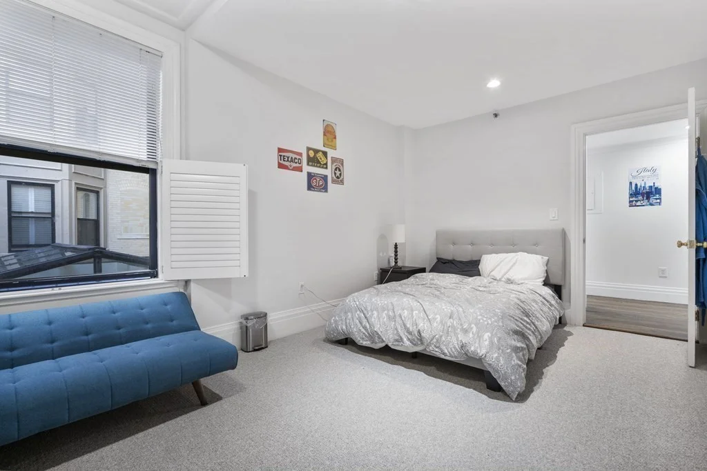 390 Commonwealth Ave, Back Bay