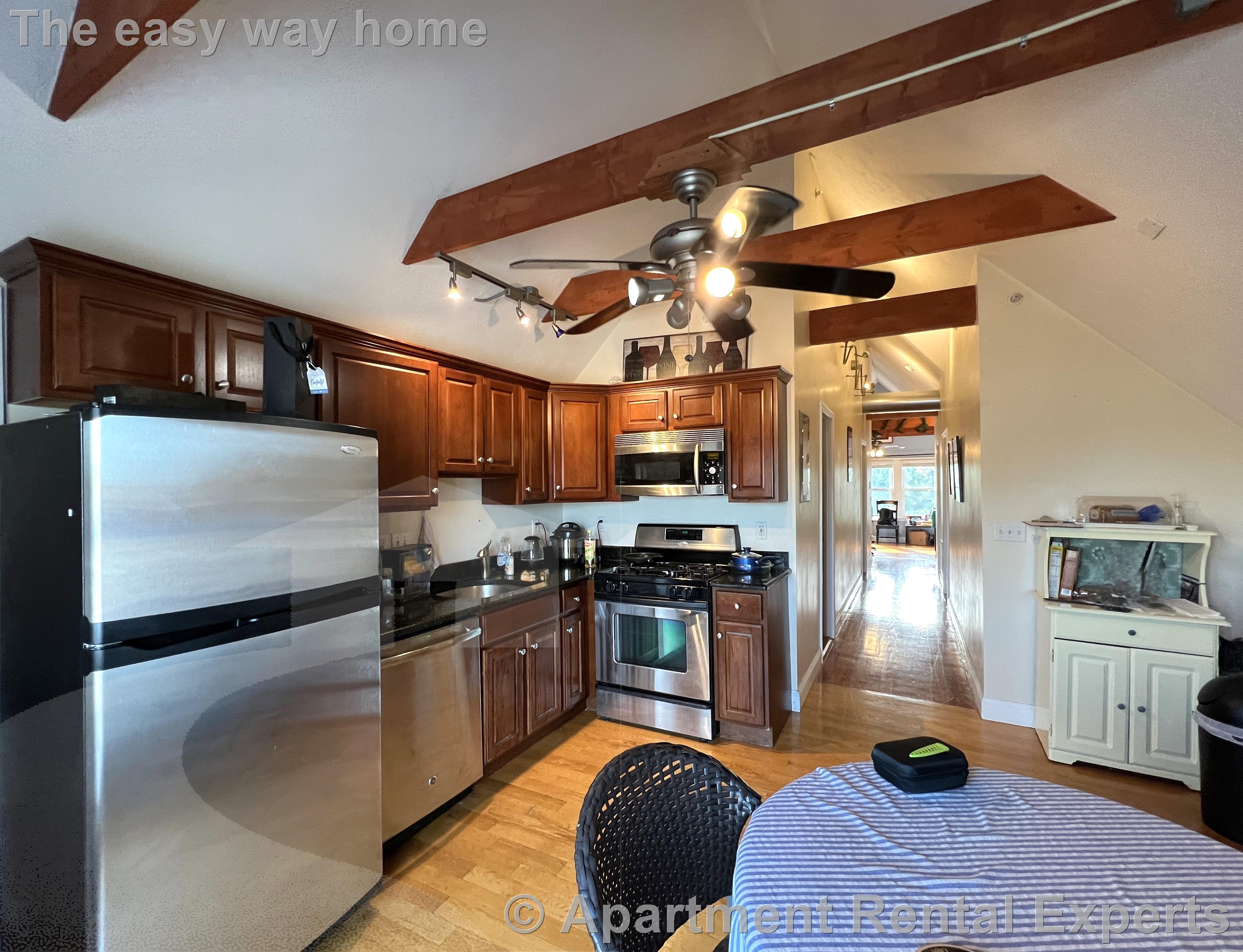 28 Mount Vernon St, Sullivan Square