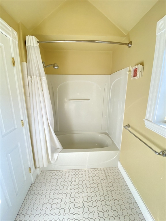 61 Cedar St, North Cambridge