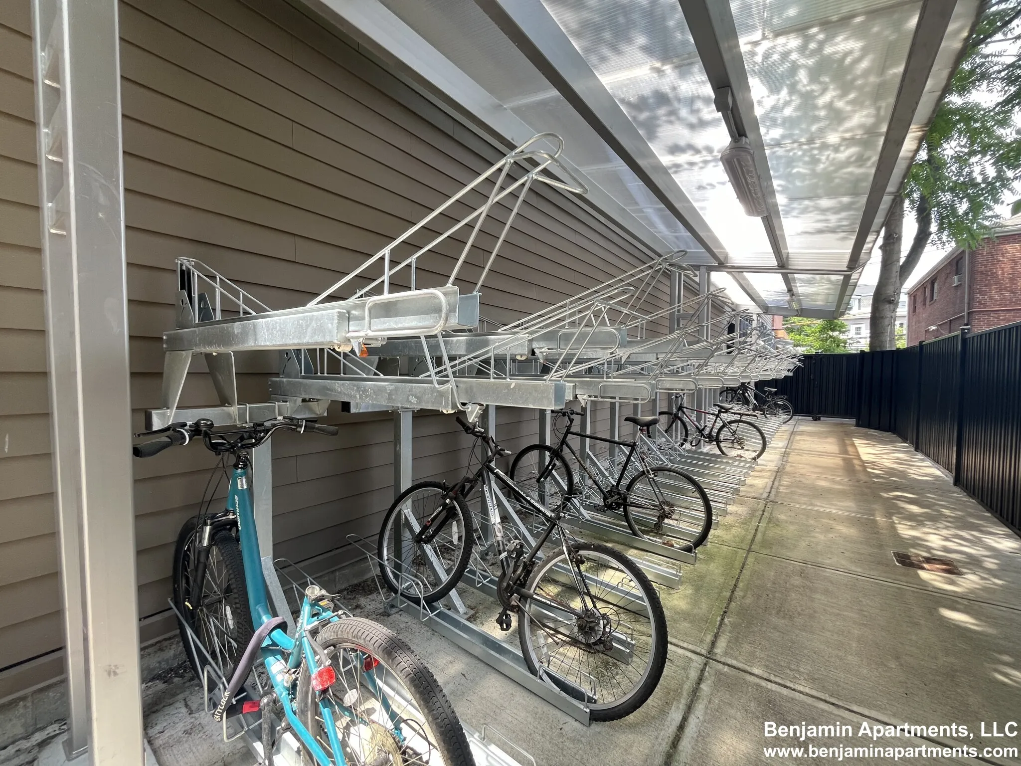 89 Brighton Ave, Allston