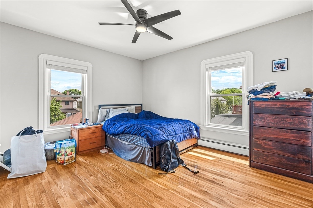 91 Third St, Medford