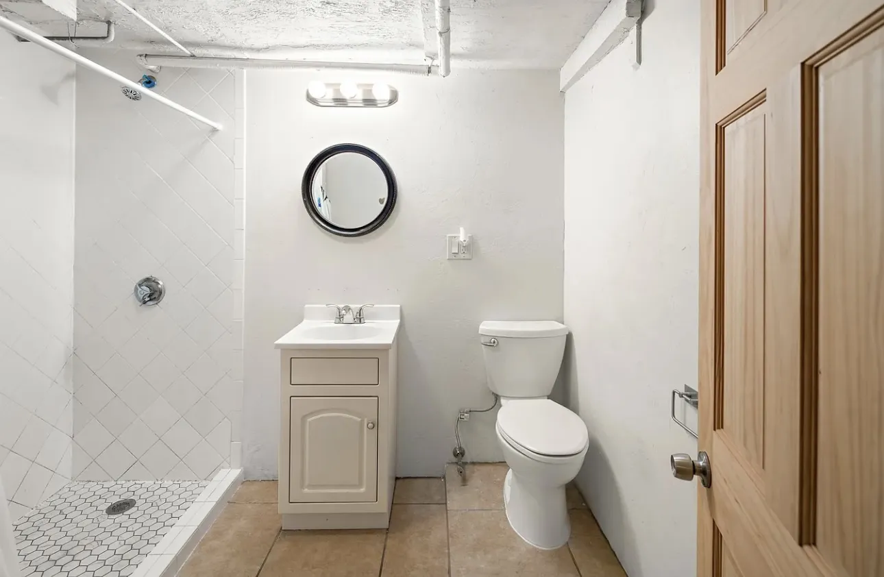 64 Pleasant St, Cambridgeport