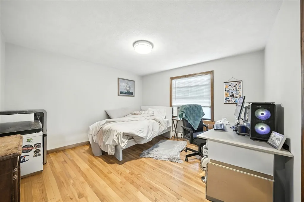 57 Newbury St, Teele Square