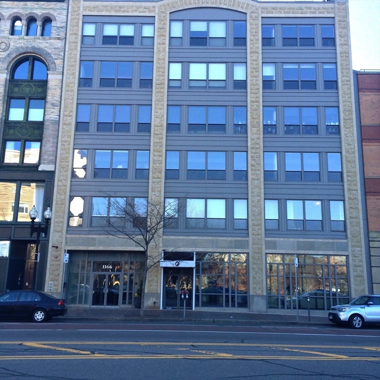 1166 Washington St, South End