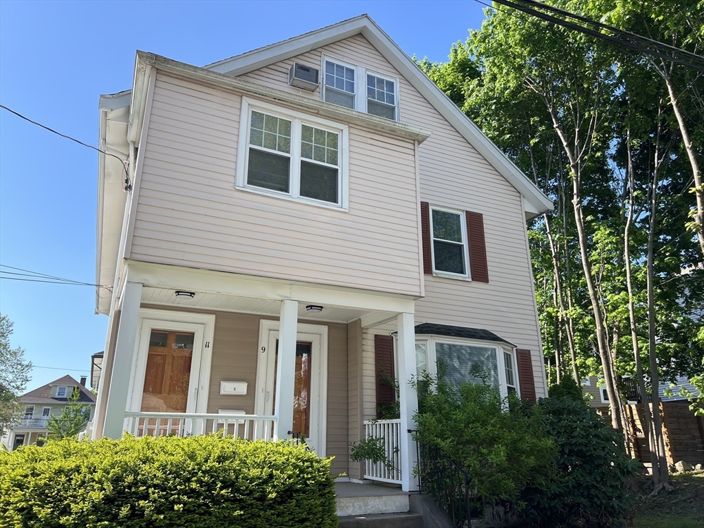 9 Loring St, Belmont