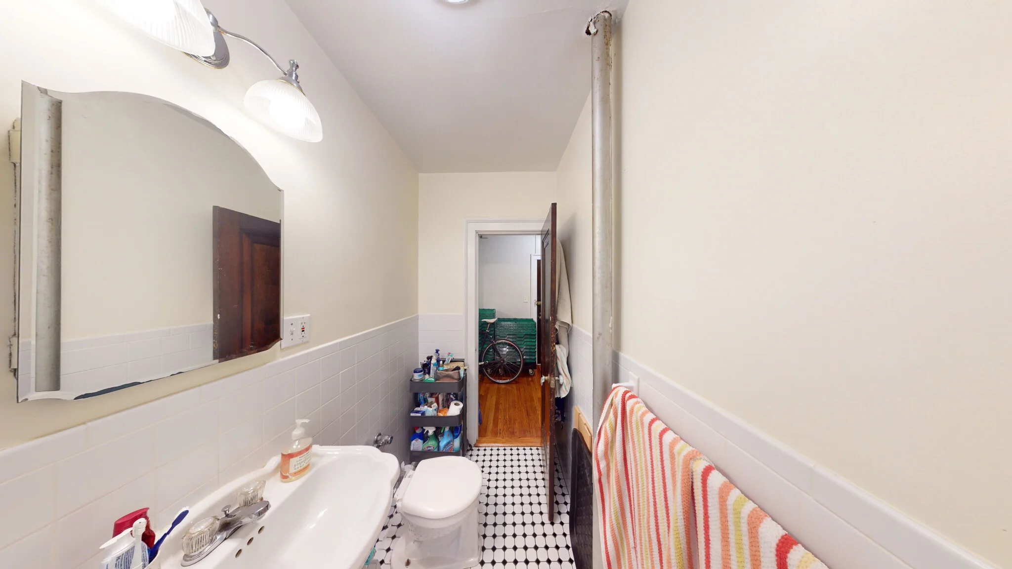 89 Strathmore Rd, Brighton