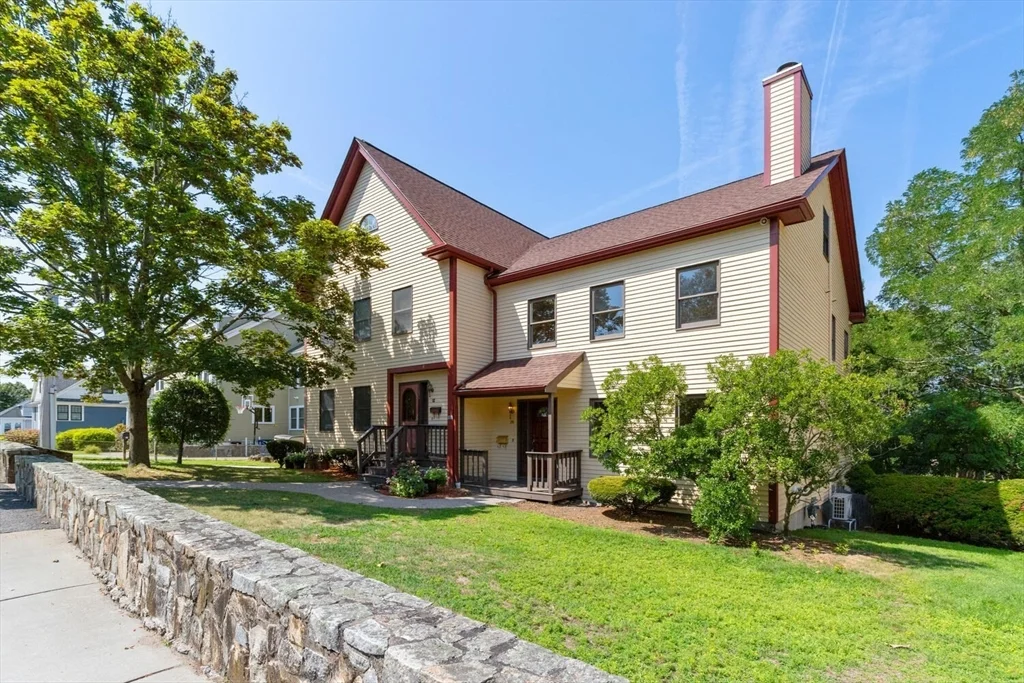 29 Cottage St, Newton Upper Falls