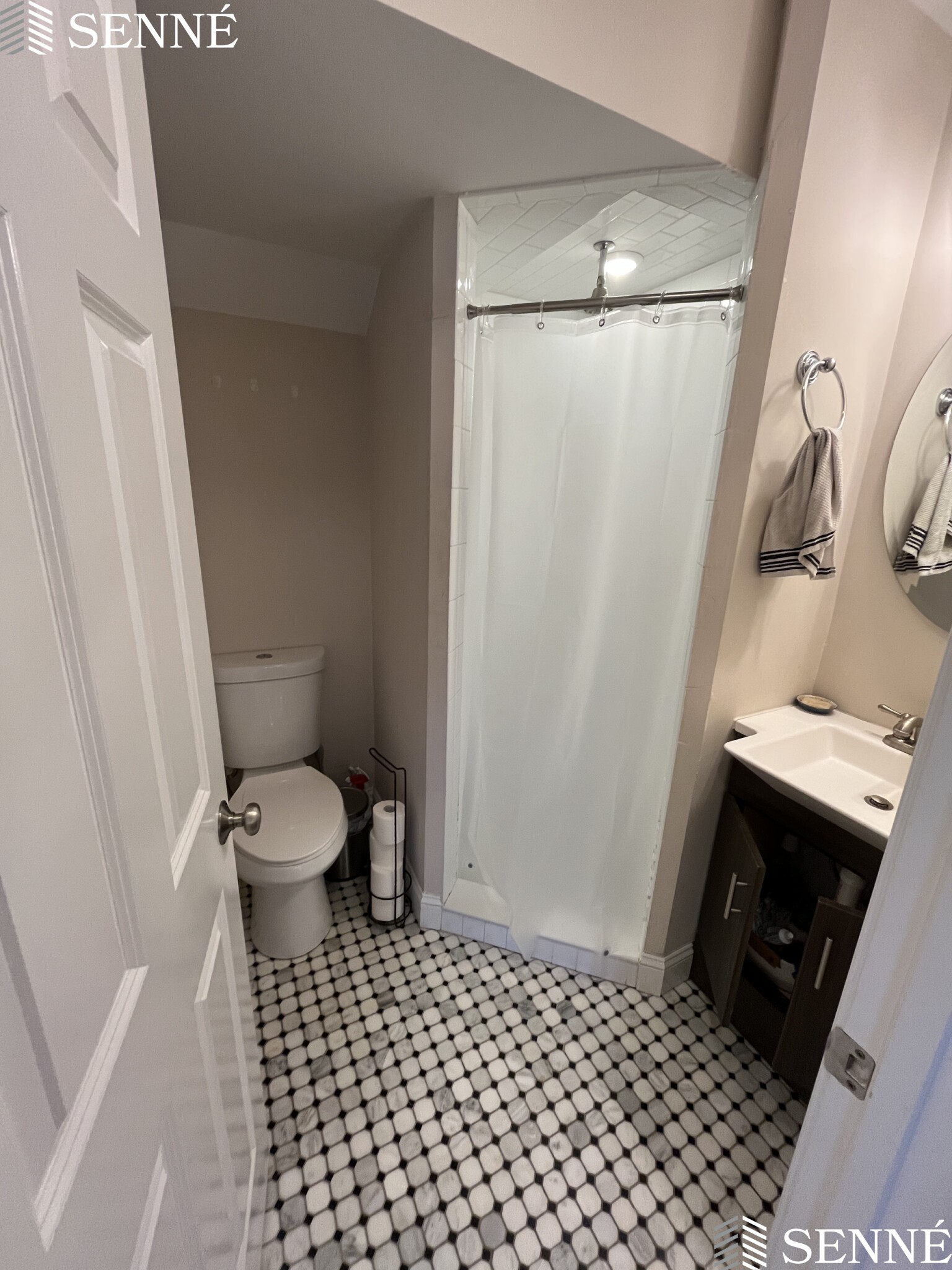 14 Flint St, East Somerville