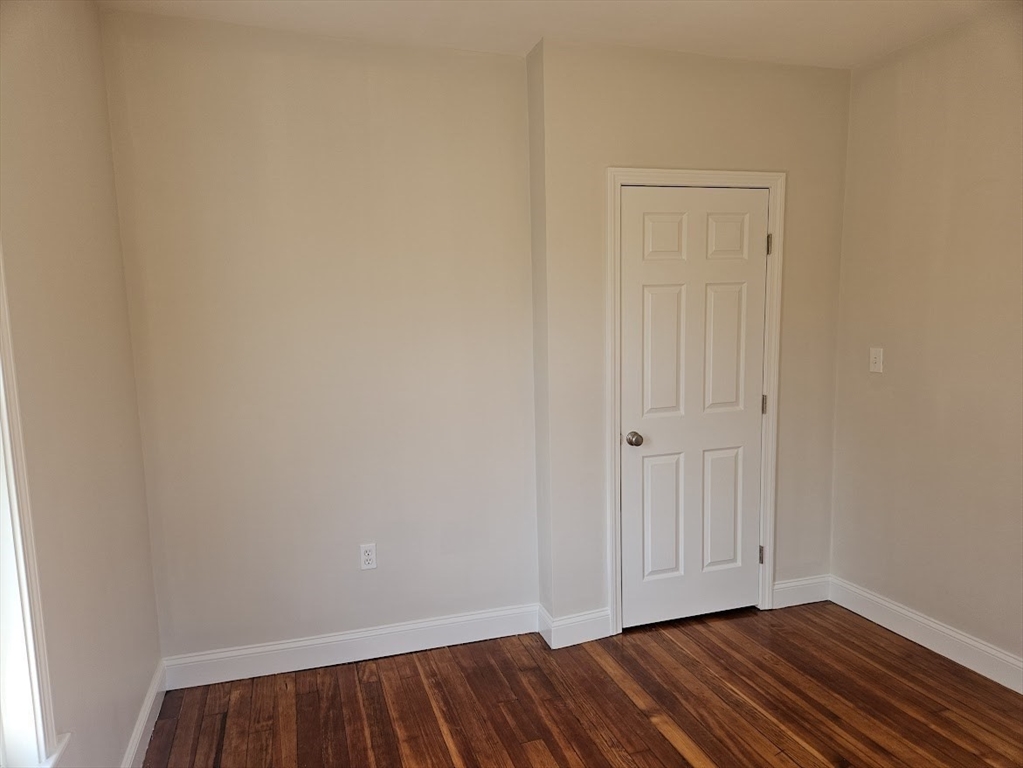 293 School St, Stoughton