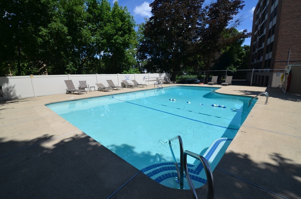 51 Melrose St, Melrose