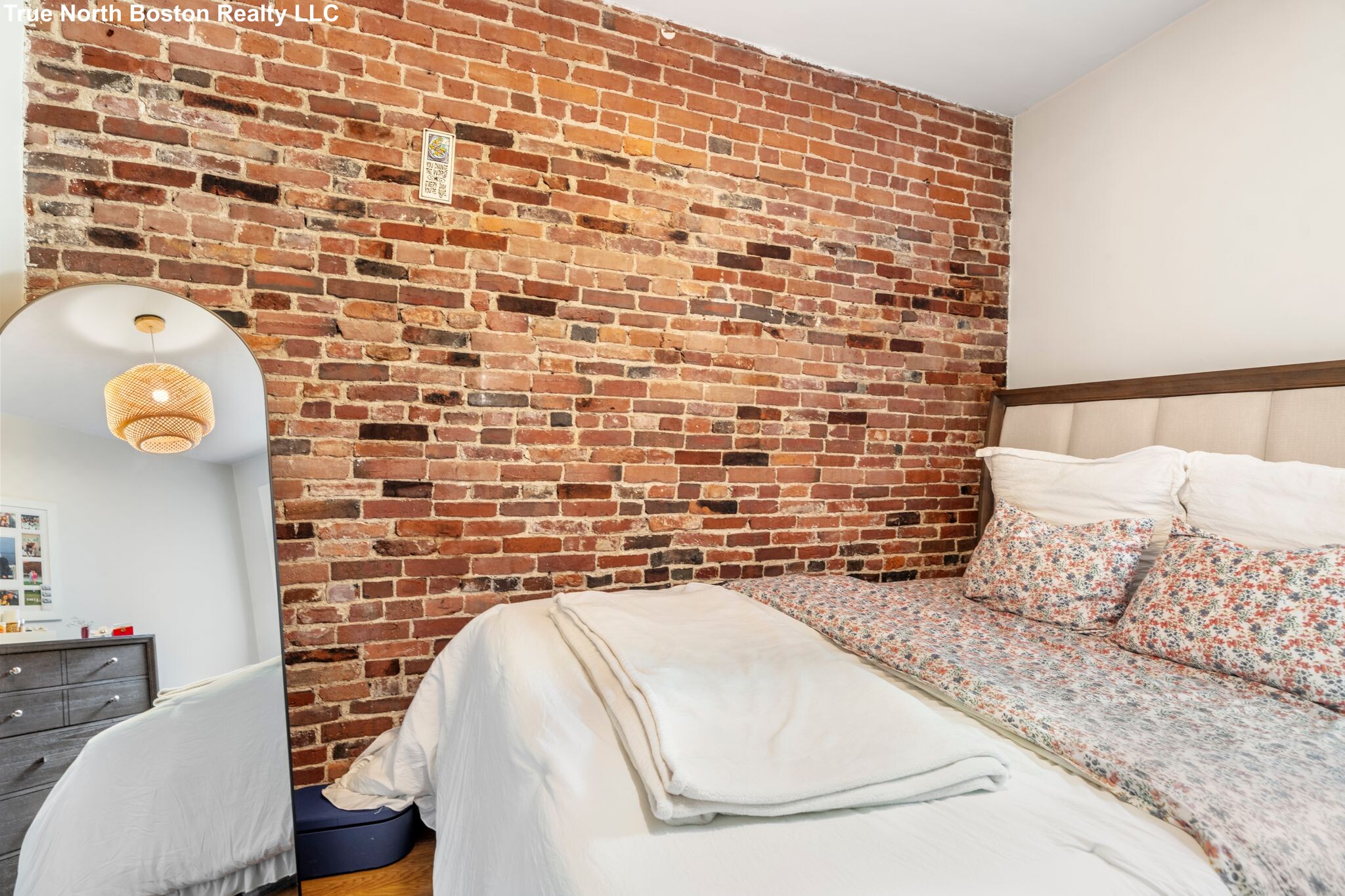 11 Unity St, North End