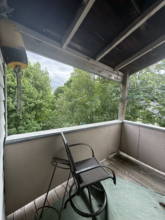 110 Quincy Ave, Winthrop