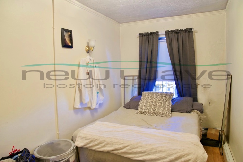 94 West Cedar St, Beacon Hill