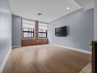 121-127 Portland St, Boston