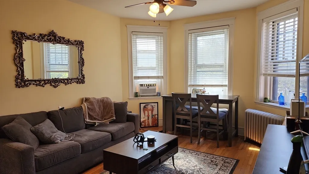 1568 Commonwealth Ave, Brighton