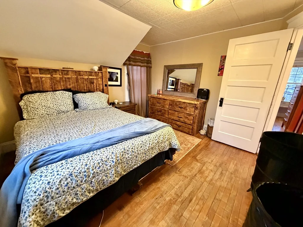 157 Riverview Ave, Waltham