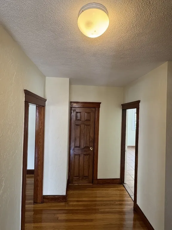 10 Laurel Ter, Ward Two