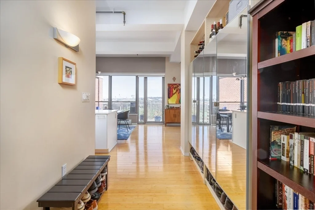 156 Porter St, East Boston