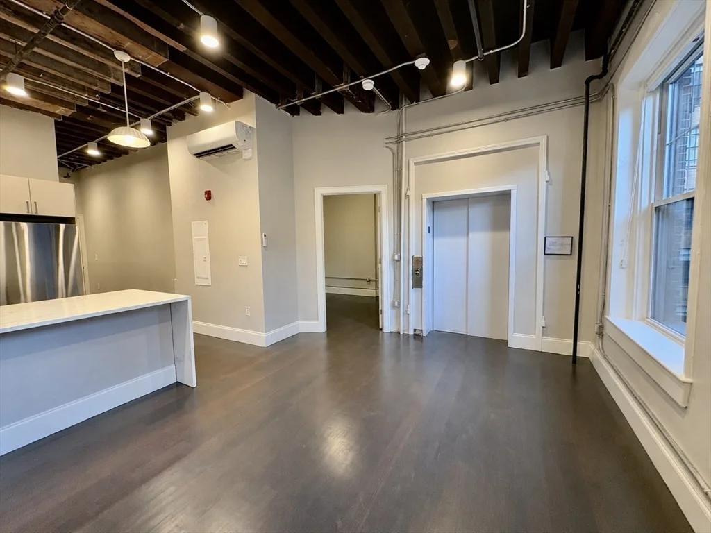 281 Franklin St, Boston Downtown