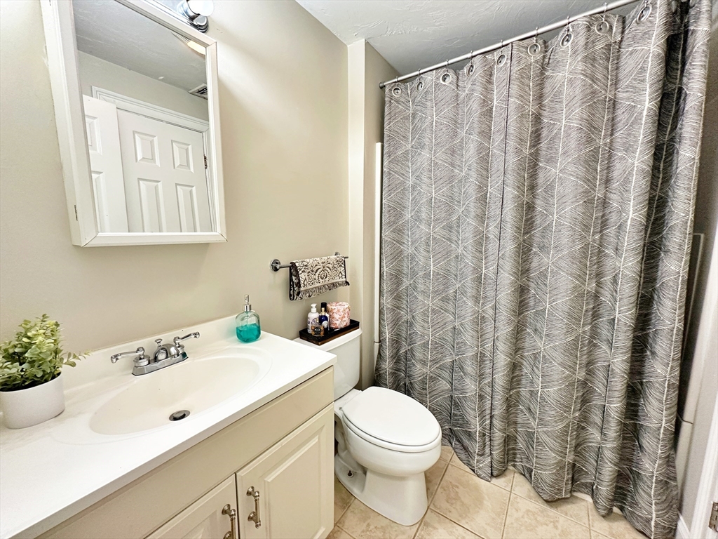 176 Princeton St, East Boston