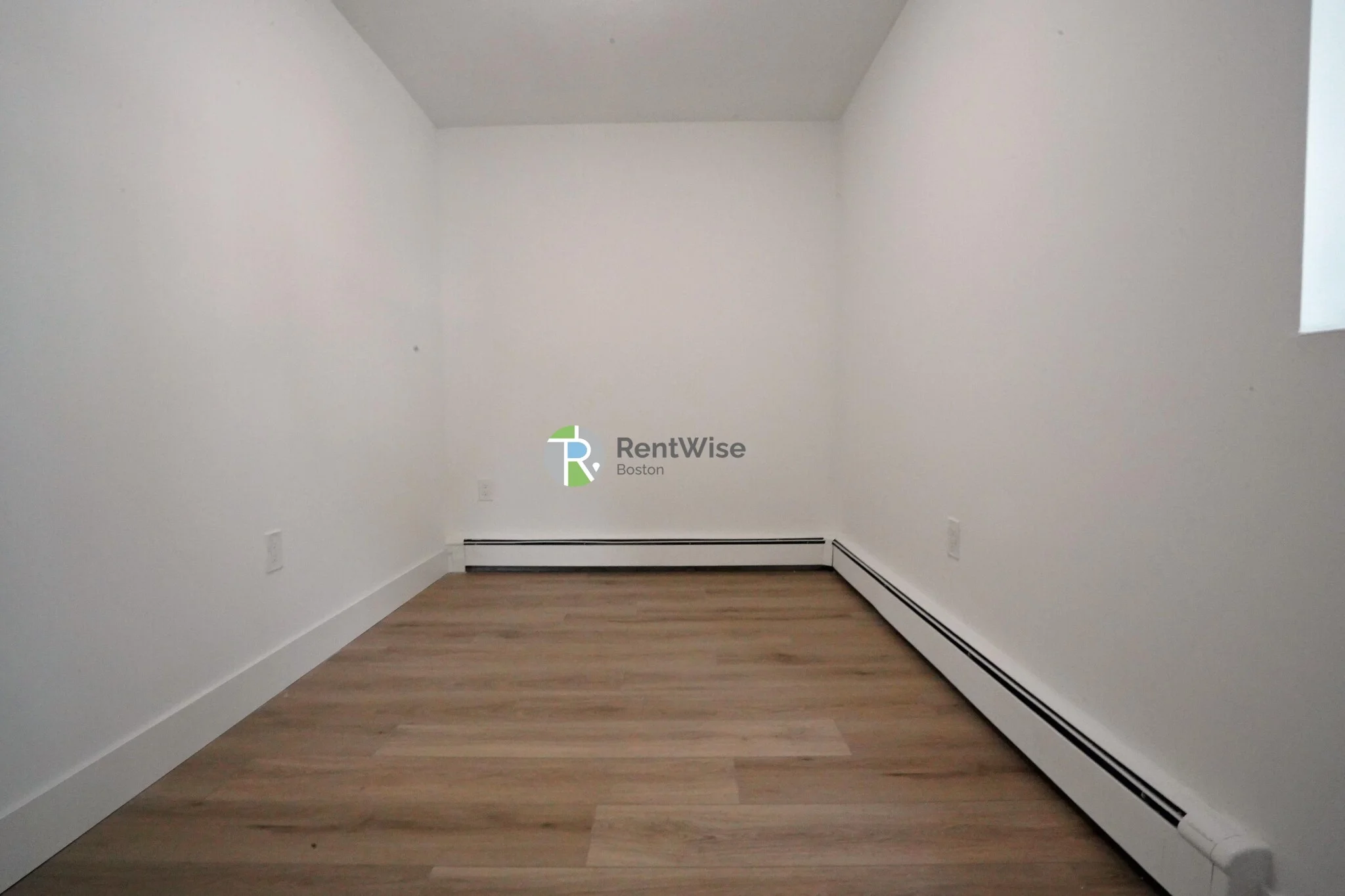 745 East 6th St, South Boston