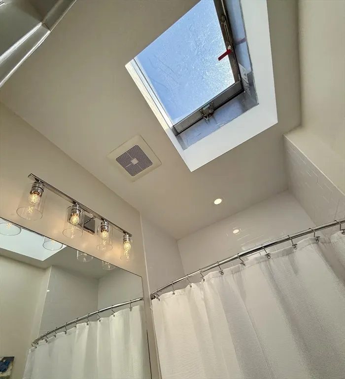 174 Fisher Ave, Mission Hill