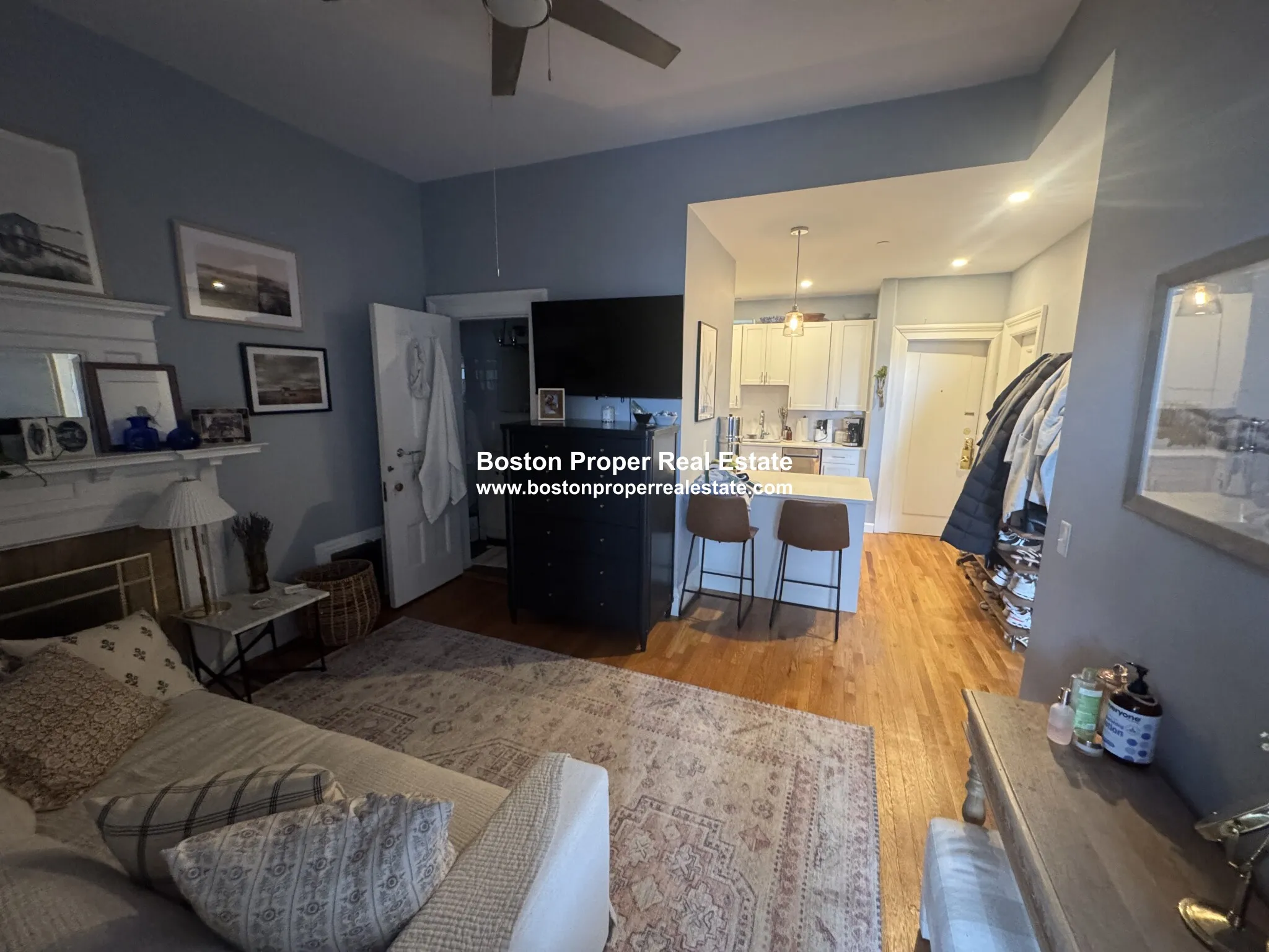 464 Beacon St, Back Bay